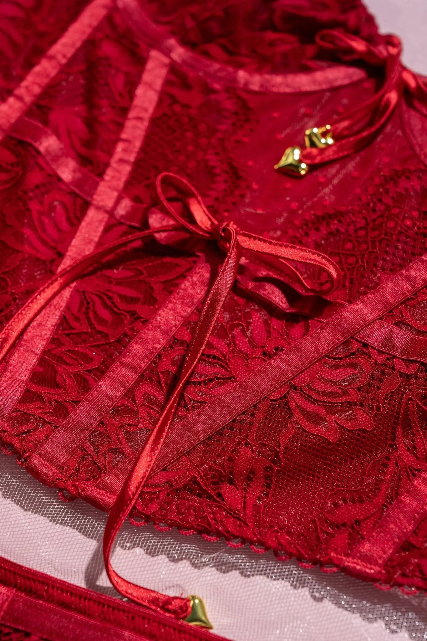 Lace-Up Underwire Corset - Red