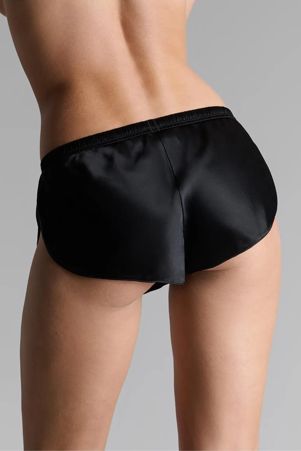 Rendez-Vous Silk Shorty